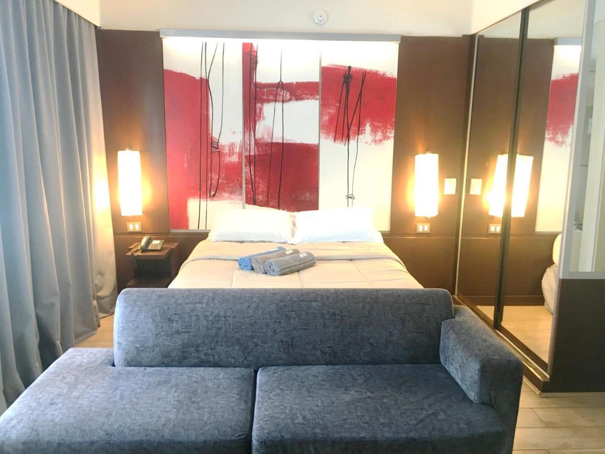 Apartamento Flat Em Moema Na Avenida Ibirapuera Com Cozinha, Estacionamento, Piscina E Servicos